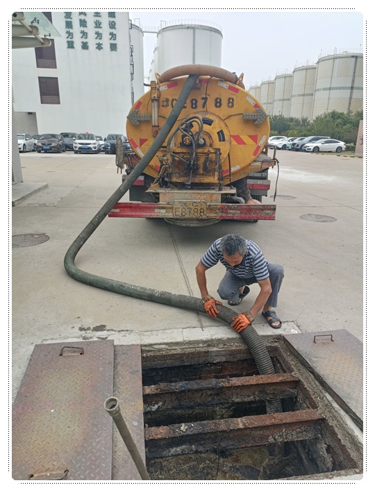 蜀山隔油池清掏