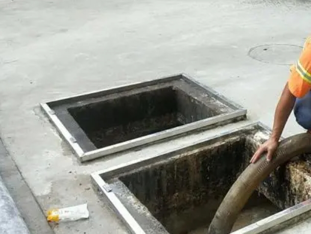 蜀山化粪池清理
